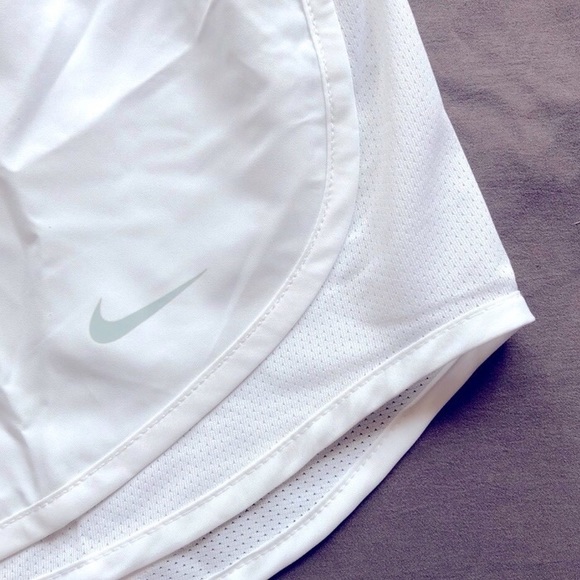 Nike shorts - Picture 4 of 4